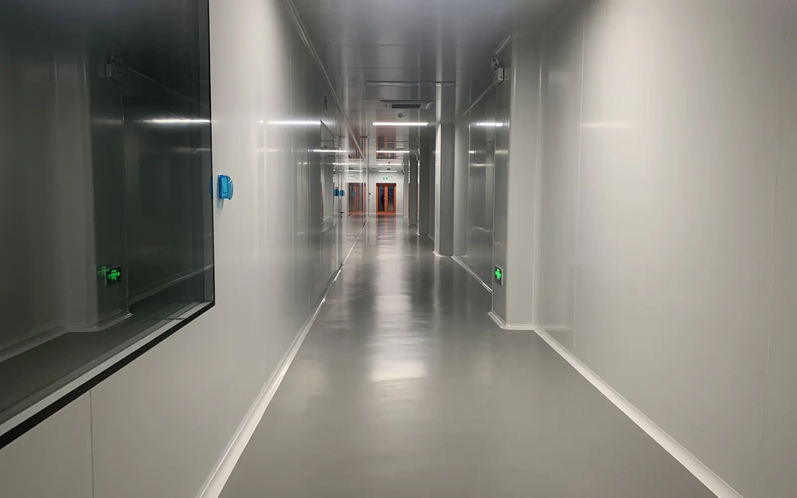 Nutrition Biotech cleanroom corridor for controlled manufacturing access